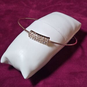 Minimalist Rose Gold-Tone Thin Bangle Bracelet W/ Pavé CZ Cluster Bar Accent 8"